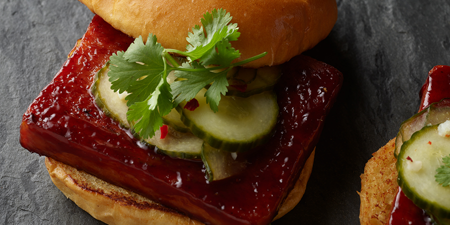 https://www.spamcanada.com/recipe/hoisin-glazed-spam-burgers-with-quick-pickled-cucumbers/